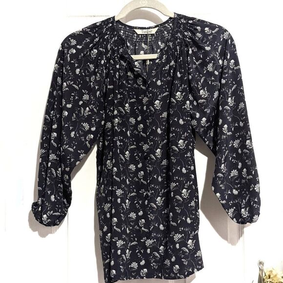 Tucker The Classic Blouse Navy Wallflower in Crepe de Chine Silk Floral Smock - Picture 1 of 9